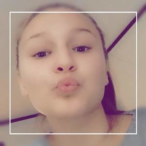 Meet your Posher, Evelyn